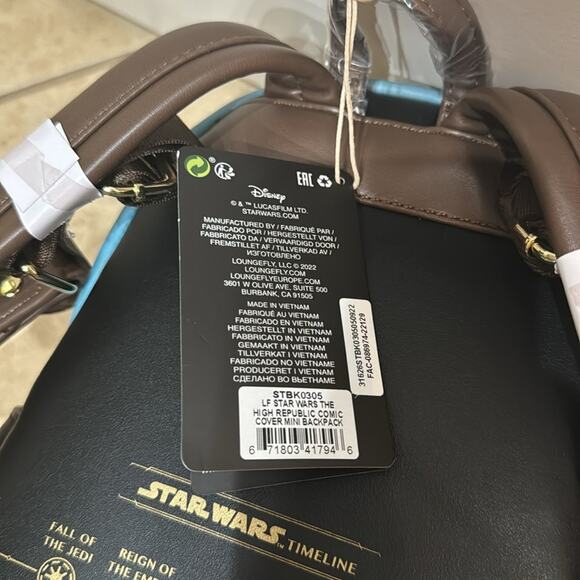 NEW! Loungefly Star Wars The High Republic Comic Cover Mini Backpack D1 - Picture 7 of 11